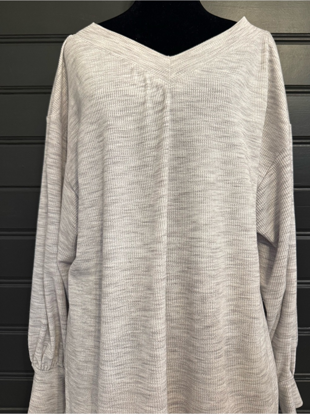 DAVI & DANI Light Gray V-Neck Pullover Sweater